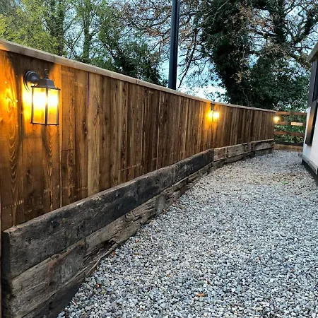 The Hideaway Glamping Pod 2 With Hot Tub & Cold Shower Ferienhaus