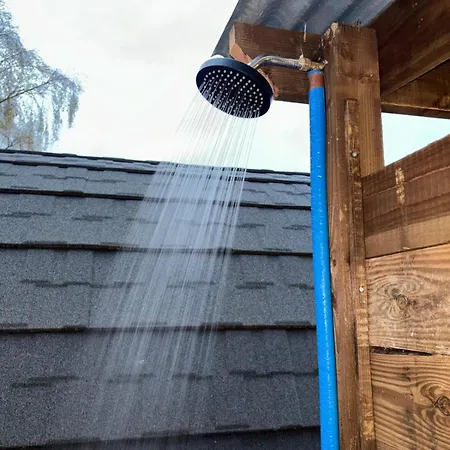 The Hideaway Glamping Pod 2 With Hot Tub & Cold Shower Naas