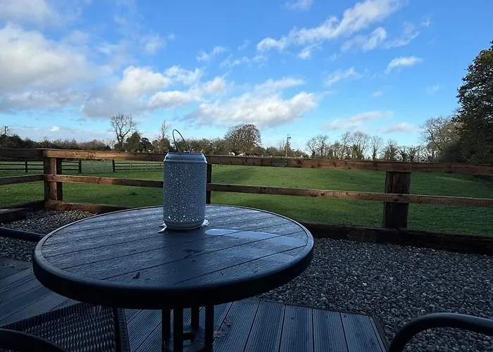 度假居 The Hideaway Glamping Pod 2 With Hot Tub & Cold Shower *